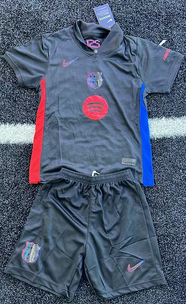 Uniforme Barcelona Negro