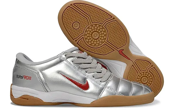 Nike Total 90 Plateado